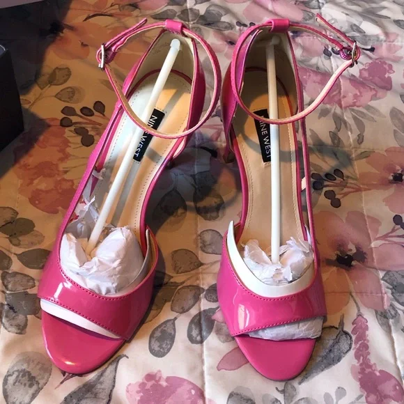 Nine West Ankle Wrap Pink Heel W/ Matching Purse - Picture 3 of 9